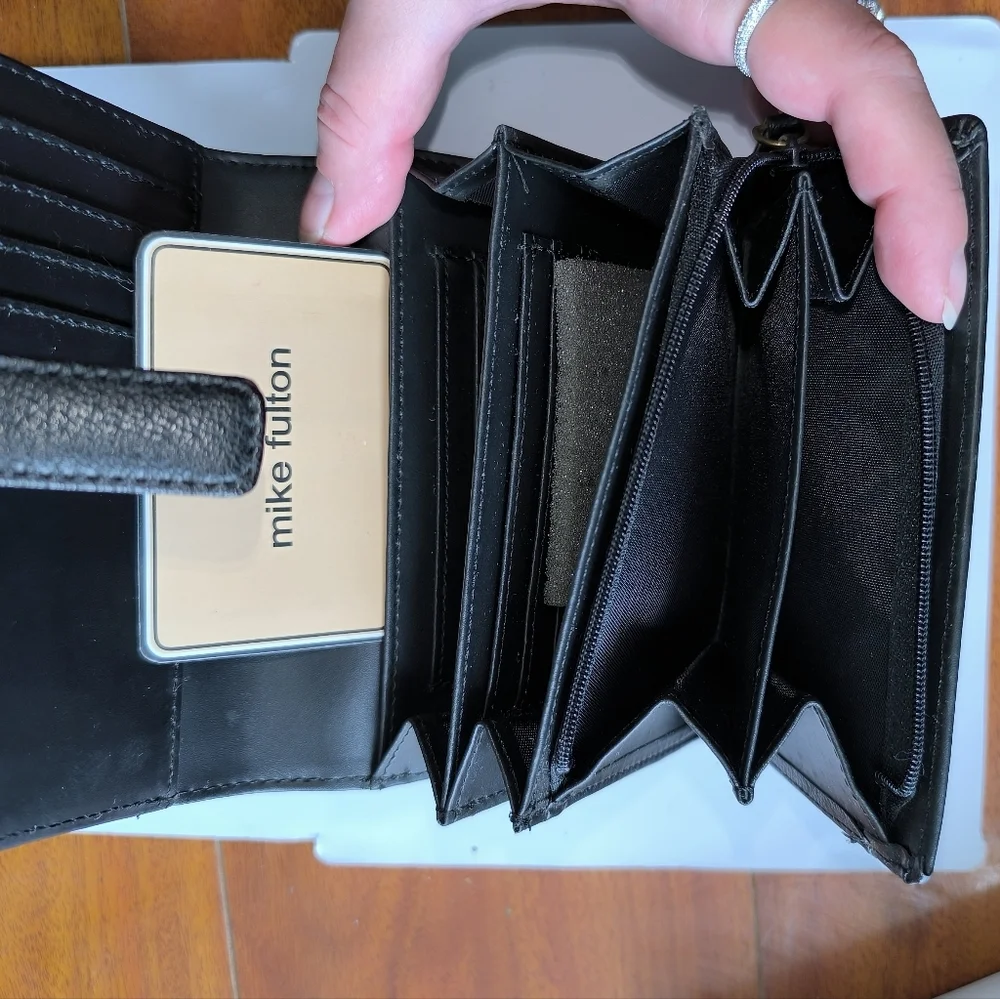 Mike Fulton Black Leather Milti-functional Wallet